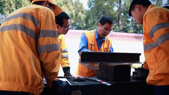 说明: M:\lv1\12.jpg